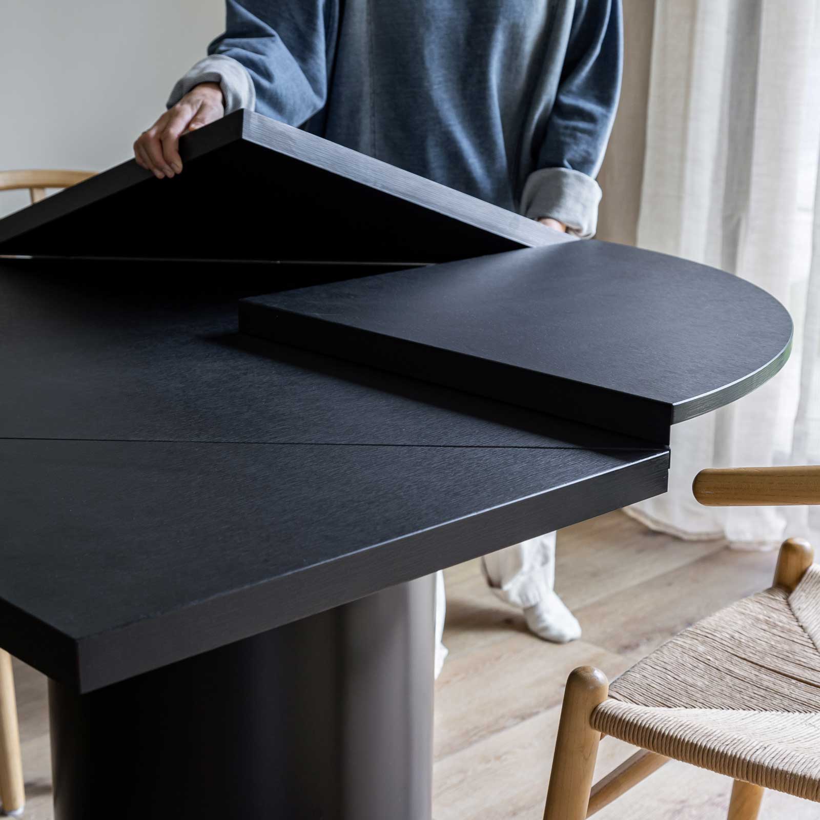 Square-Up Extension Dining Table – Black