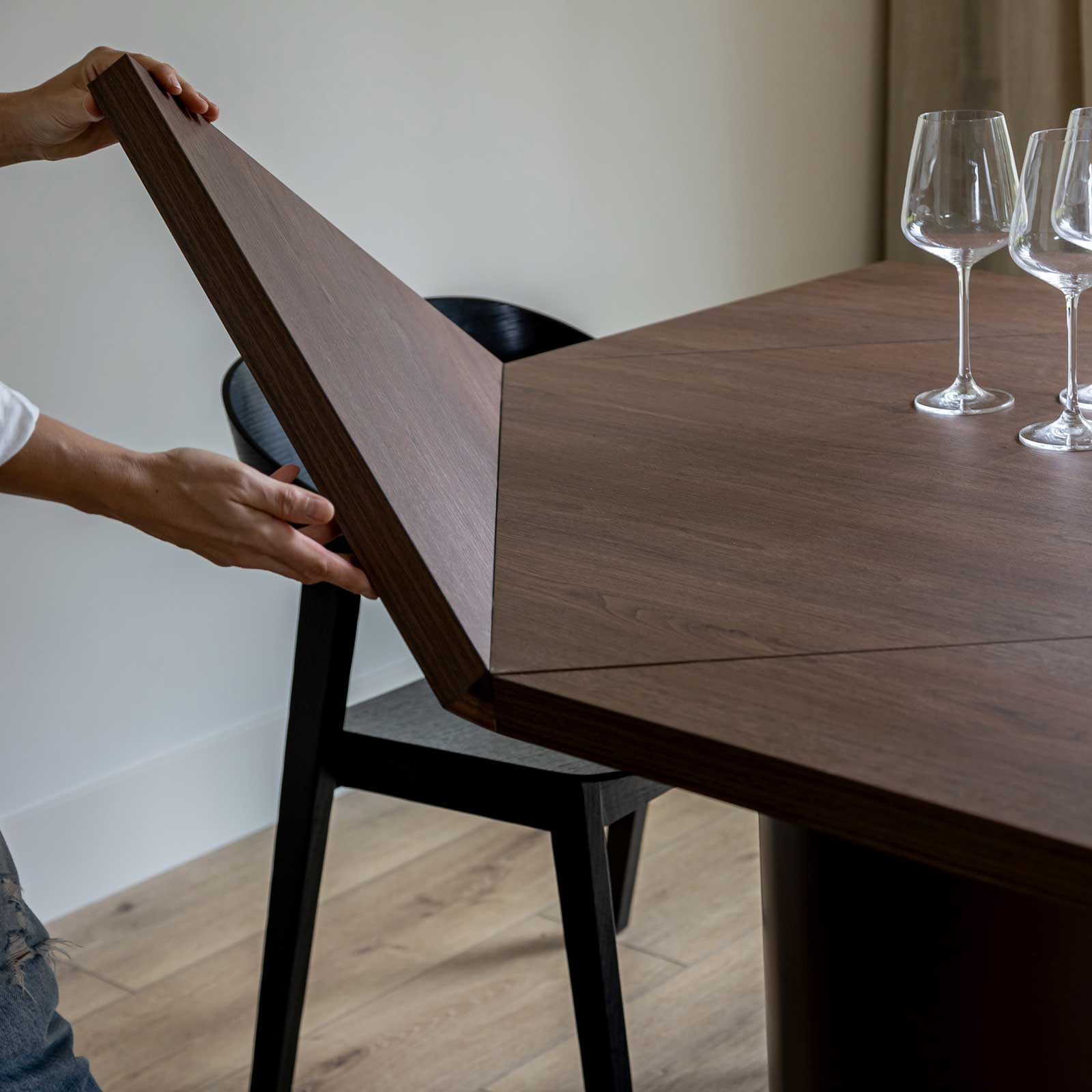 Square-up Extension Dining Table - Walnut