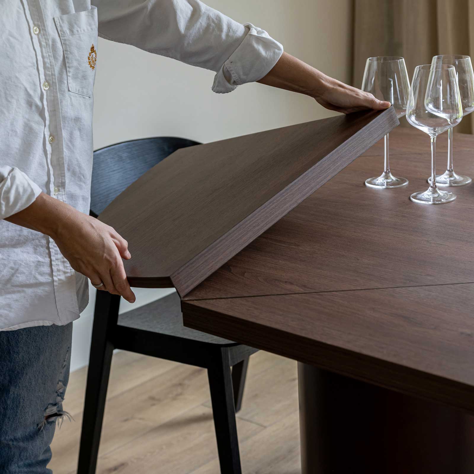 Square-up Extension Dining Table - Walnut
