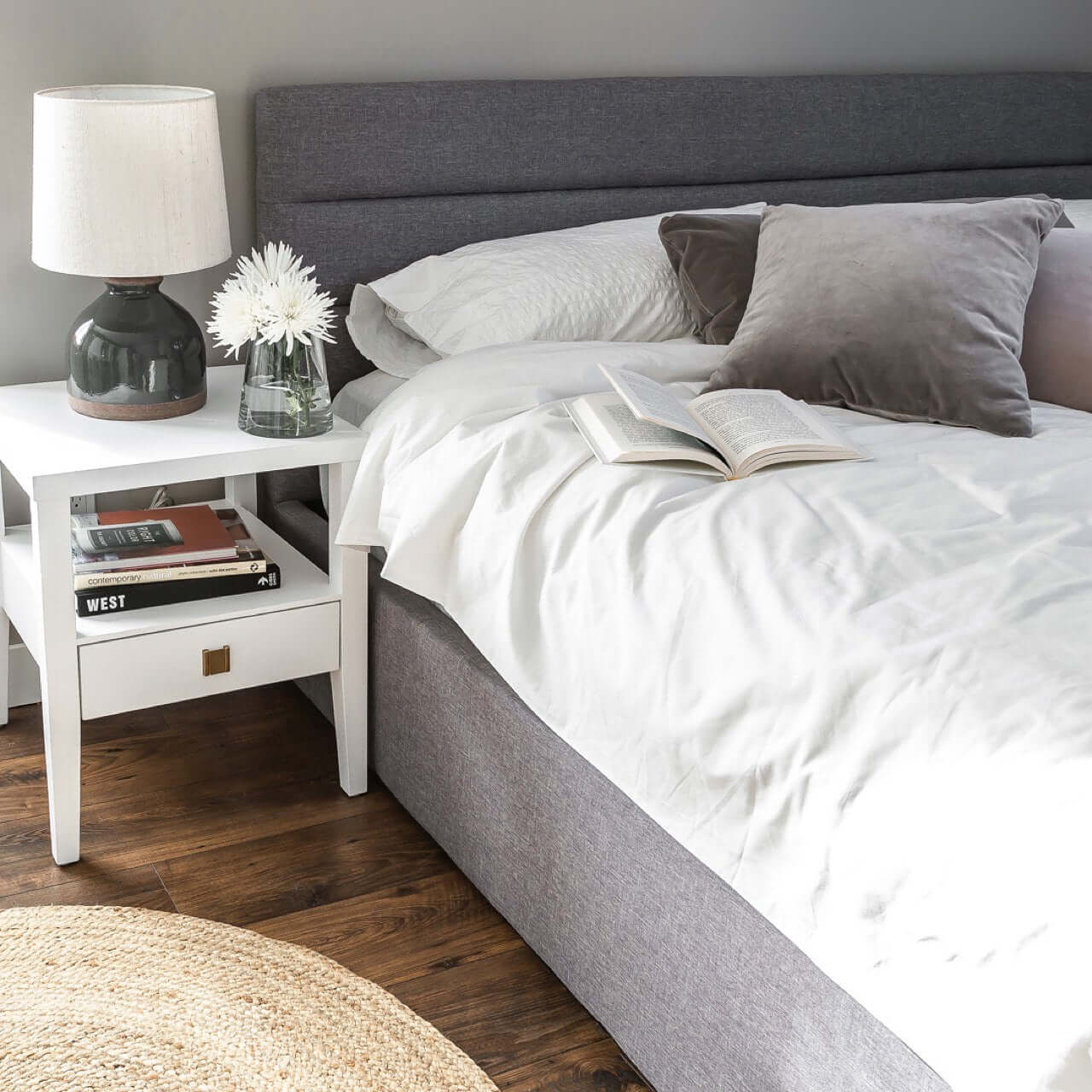 Metro 1 Drawer Accent Table - White